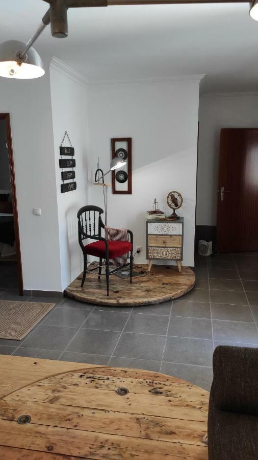 Casa 40Th-Music Wood House Hotel Obidos Bagian luar foto